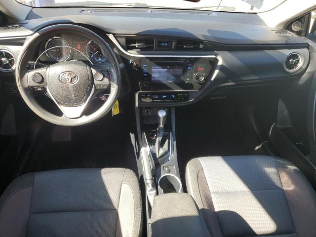 2T1BURHE0JC977969 - 2018 TOYOTA COROLLA L Grafitowy zdjęcie 8