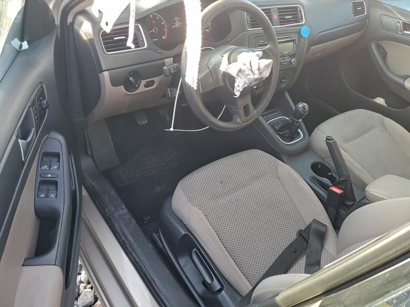 3VW1K7AJ6DM276679 - 2013 VOLKSWAGEN JETTA BASE GOLD photo 8