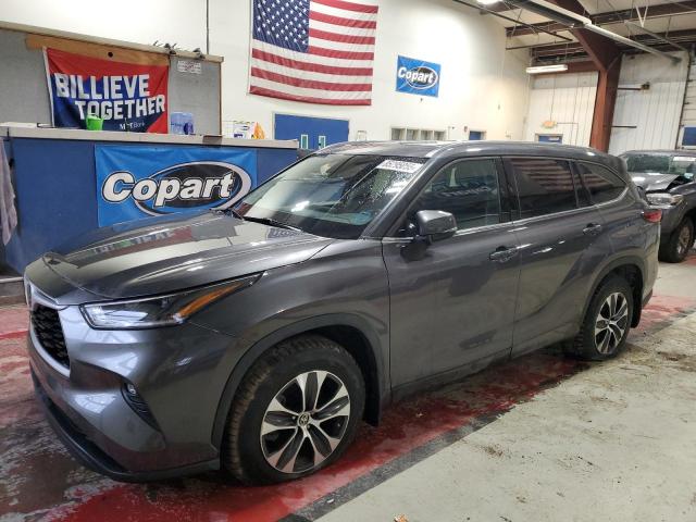 2021 TOYOTA HIGHLANDER XLE, 