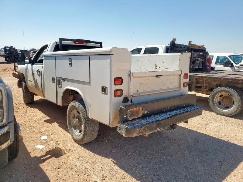 1GC0KVCG4EF186680 - 2014 CHEVROLET SILVERADO K2500 HEAVY DUTY WHITE photo 2