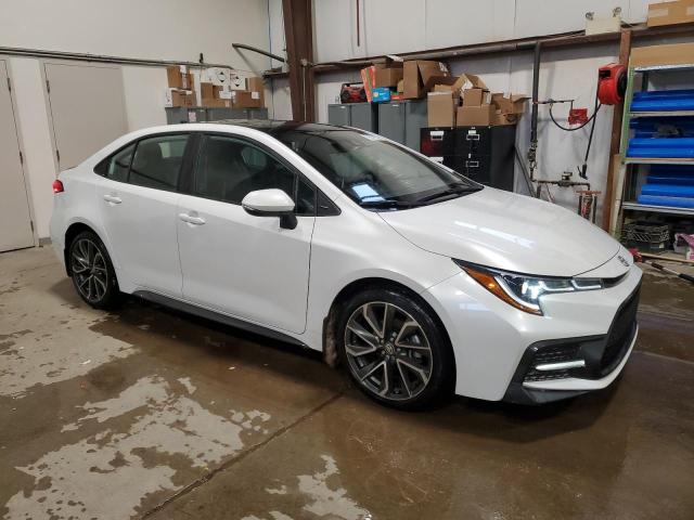 5YFB4MBE1NP103566 - 2022 TOYOTA COROLLA SE WHITE photo 4
