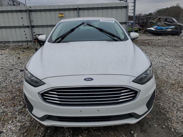 3FA6P0LU5KR272282 - 2019 FORD FUSION SE WHITE photo 5