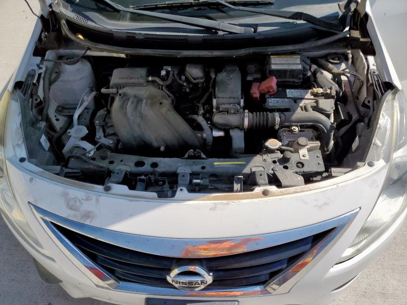 3N1CN7AP0GL826009 - 2016 NISSAN VERSA S თეთრი ფოტო 11