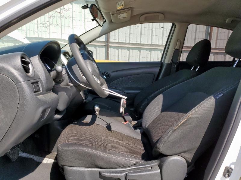 3N1CN7AP0GL826009 - 2016 NISSAN VERSA S თეთრი ფოტო 7