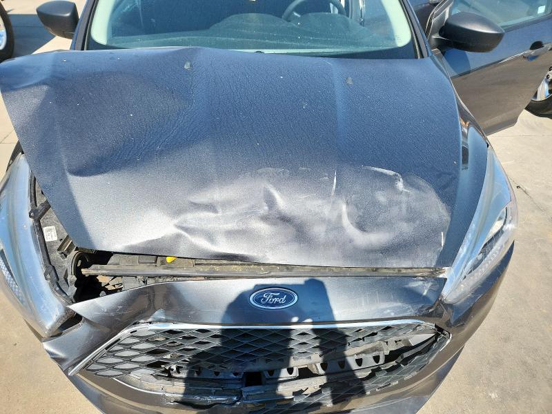 1FADP3E22JL235949 - 2018 FORD FOCUS S Boz foto 11