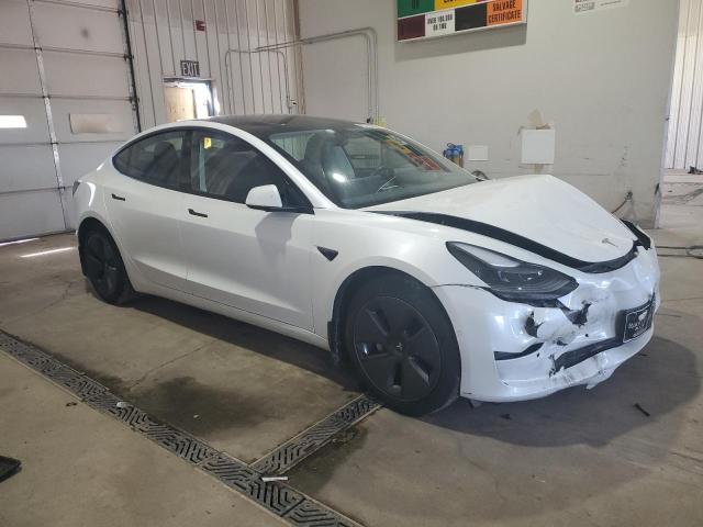 5YJ3E1EB3MF979924 - 2021 TESLA MODEL 3 WHITE photo 4