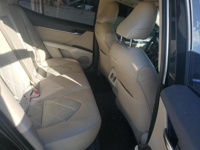 4T1B11HK5JU027332 - 2018 TOYOTA CAMRY L 黑色 照片 10