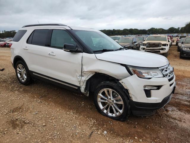 1FM5K7D82JGC62891 - 2018 FORD EXPLORER XLT WHITE photo 4
