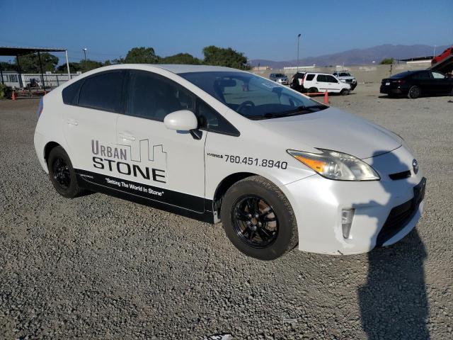 JTDKN3DU8F0418615 - 2015 TOYOTA PRIUS WHITE photo 4