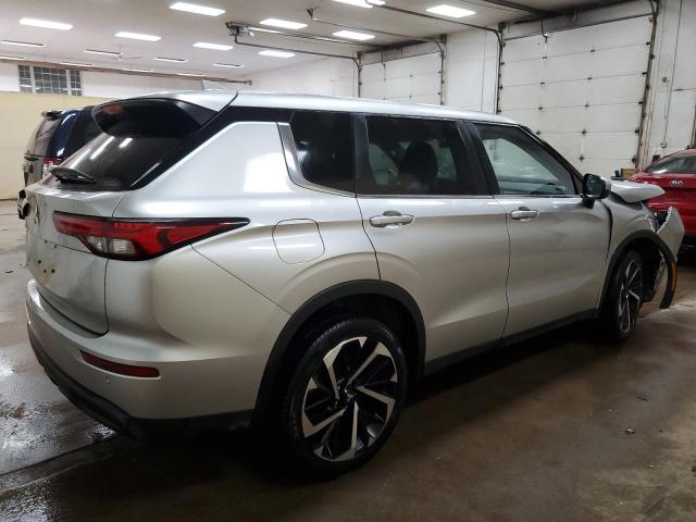 JA4J4TA84NZ019663 - 2022 MITSUBISHI OUTLANDER ES SILVER photo 3