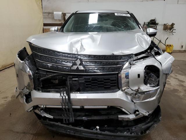 JA4J4TA84NZ019663 - 2022 MITSUBISHI OUTLANDER ES SILVER photo 5