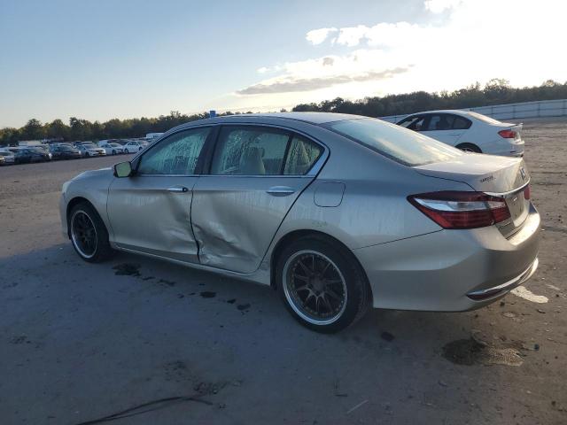 1HGCR2F35GA061382 - 2016 HONDA ACCORD LX 金色 照片 2