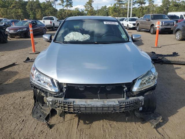1HGCR2F5XFA079683 - 2015 HONDA ACCORD SPORT 银色 照片 5