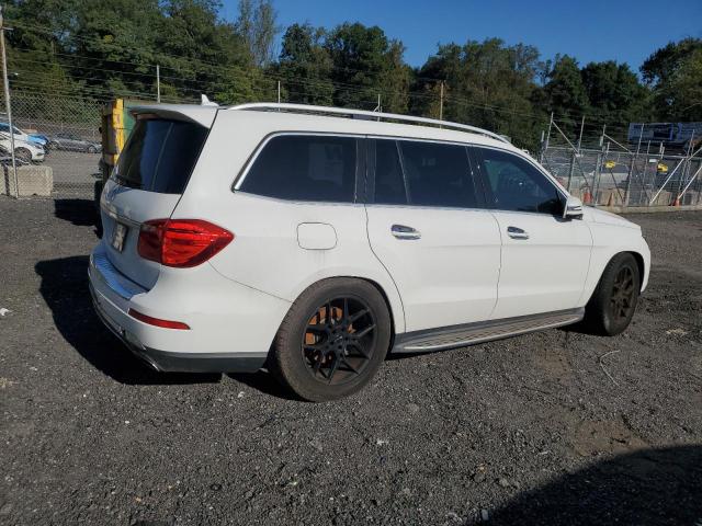 4JGDF6EE9FA445827 - 2015 MERCEDES-BENZ GL 450 4MATIC WHITE photo 3