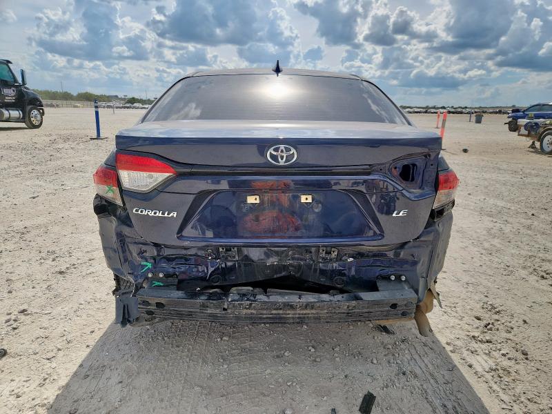 5YFEPMAE2NP335762 - 2022 TOYOTA COROLLA LE BLUE photo 6