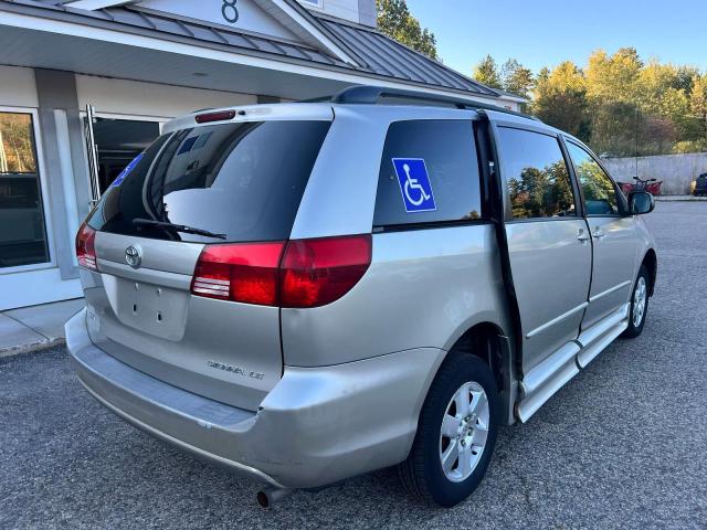 5TDZA23C85S291874 - 2005 TOYOTA SIENNA CE 银色 照片 4