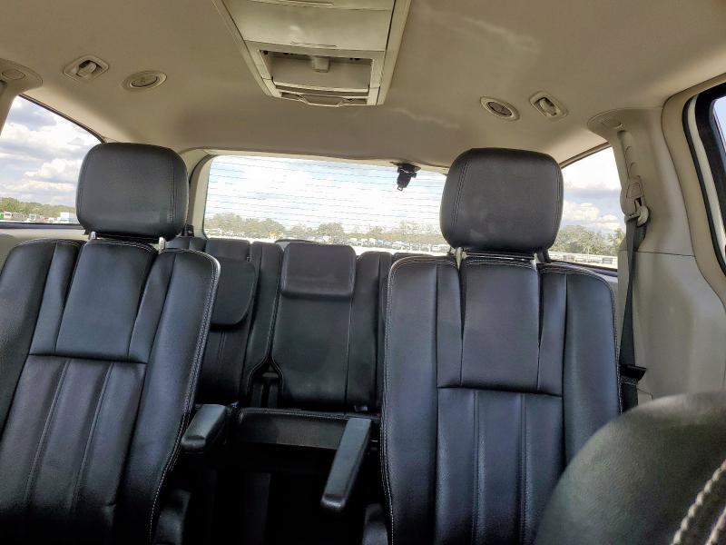 2C4RC1BG3DR721083 - 2013 CHRYSLER TOWN & COU TOURING Beyaz fotoğraf 10