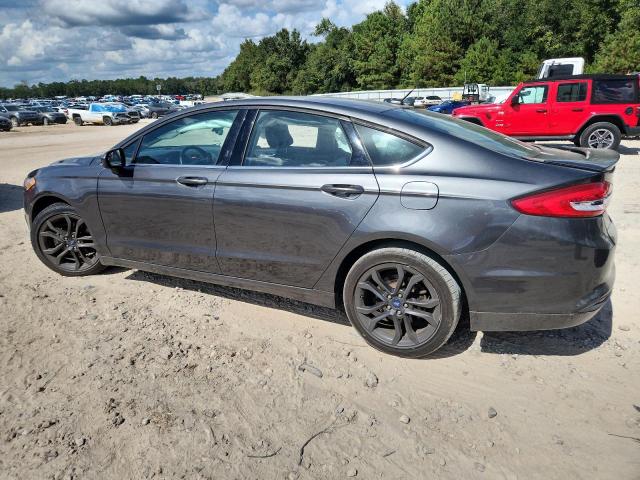 3FA6P0HD1JR218467 - 2018 FORD FUSION SE 灰色 照片 2