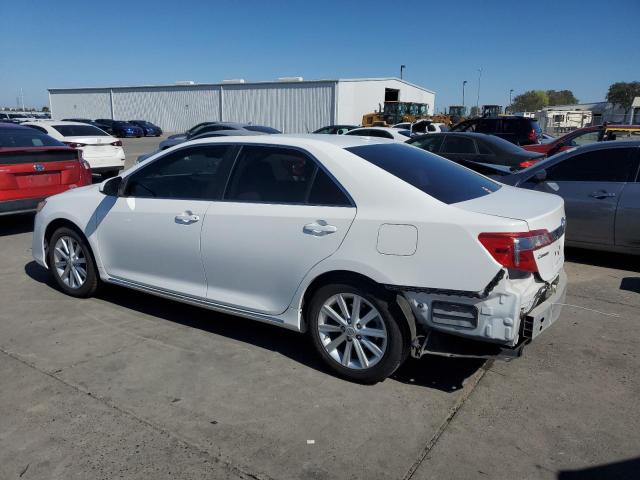 4T1BF1FK4CU503030 - 2012 TOYOTA CAMRY BASE თეთრი ფოტო 2