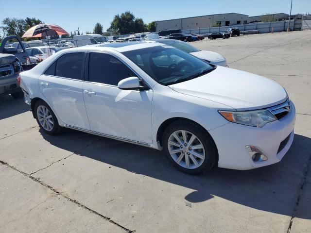 4T1BF1FK4CU503030 - 2012 TOYOTA CAMRY BASE თეთრი ფოტო 4