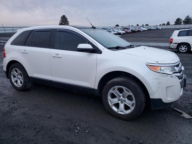 2FMDK4JCXDBB79112 - 2013 FORD EDGE SEL WHITE photo 4