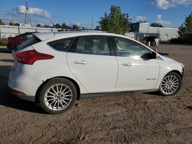 1FADP3R4XJL296591 - 2018 FORD FOCUS BEV WHITE photo 3