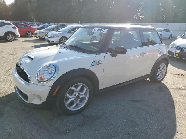 2013 MINI COOPER S, 