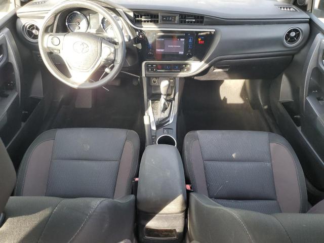 2T1BURHE4JC033656 - 2018 TOYOTA COROLLA L SILVER photo 8