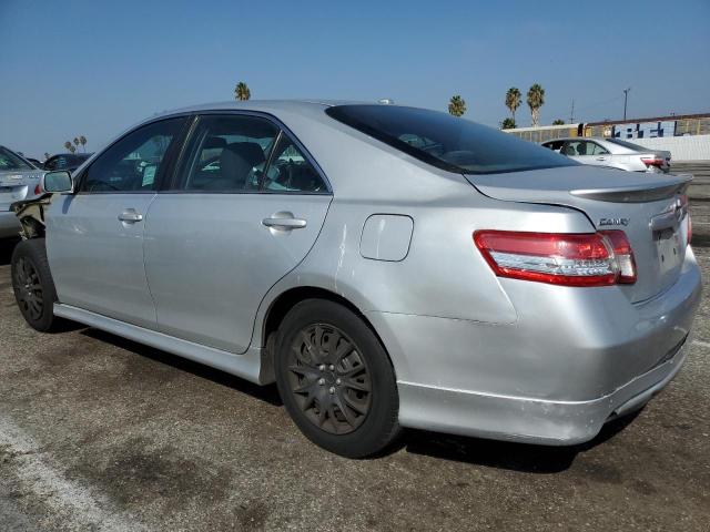 4T1BF3EKXBU160168 - 2011 TOYOTA CAMRY BASE SILVER photo 2