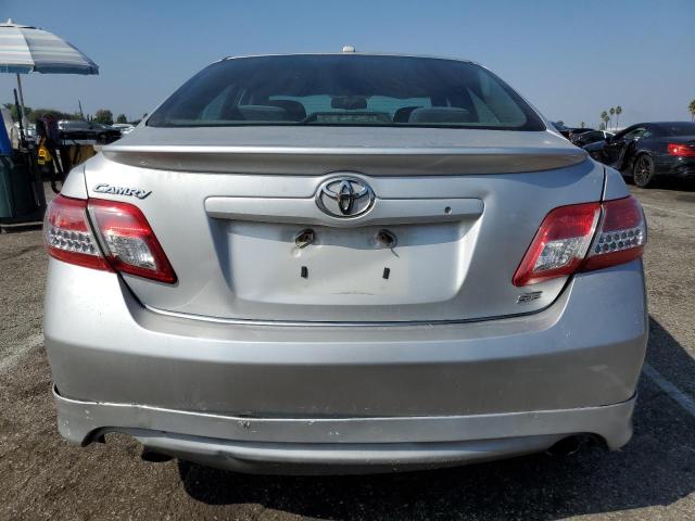 4T1BF3EKXBU160168 - 2011 TOYOTA CAMRY BASE SILVER photo 6
