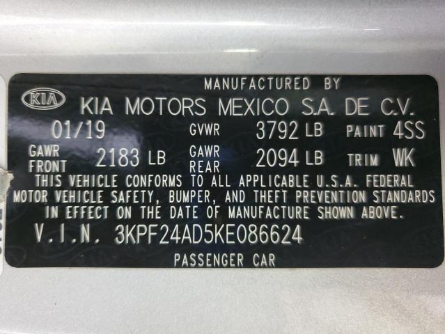 3KPF24AD5KE086624 - 2019 KIA FORTE FE 银色 照片 12