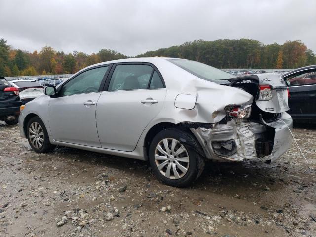 2T1BU4EE0DC924216 - 2013 TOYOTA COROLLA BASE Argent photo 2