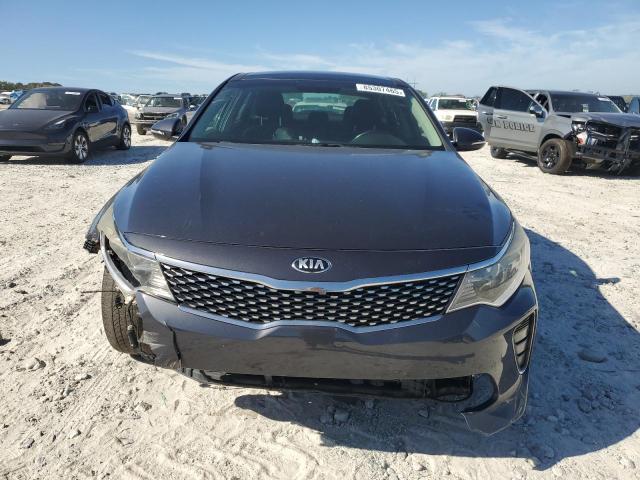 5XXGT4L31JG187722 - 2018 KIA OPTIMA LX ნაცრისფერი ფოტო 5