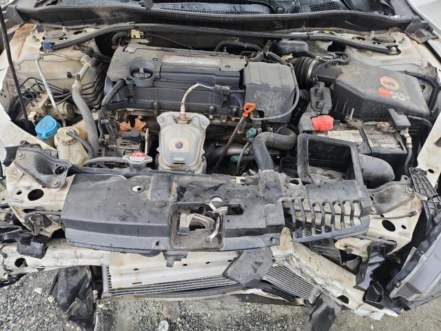 1HGCR2F8XFA031742 - 2015 HONDA ACCORD EXL WHITE photo 11