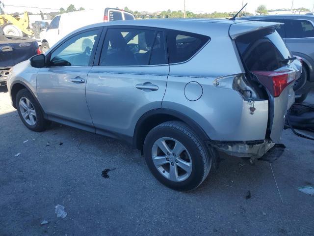 2T3BFREV8DW027805 - 2013 TOYOTA RAV4 LE SILVER photo 2