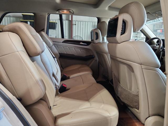 4JGDF6EE9FA515665 - 2015 MERZ GL 450 4MATIC WHITE photo 11