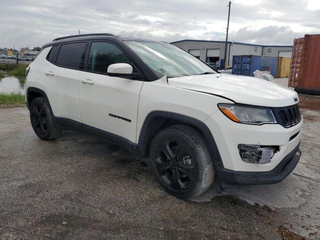3C4NJCBB7MT567608 - 2021 JEEP COMPASS LATITUDE WHITE photo 4