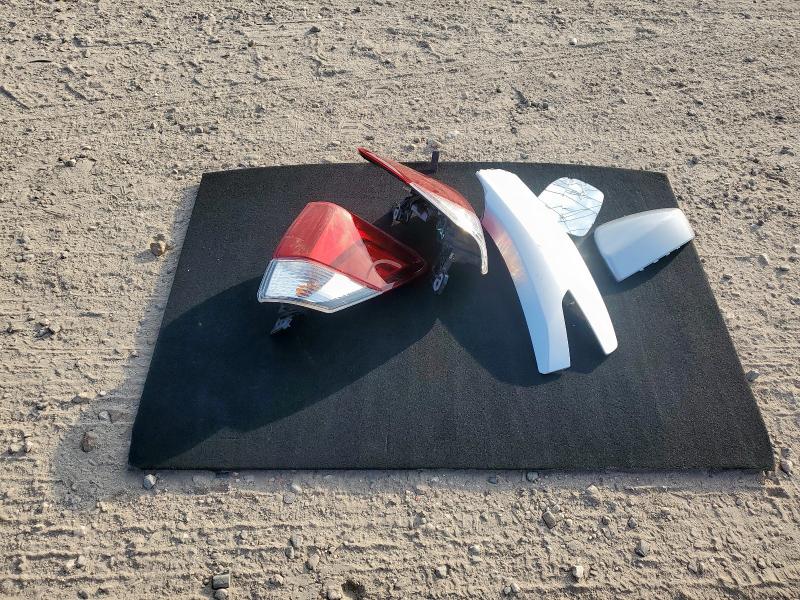 JF2SKAJC3MH546866 - 2021 SUBARU FORESTER PREMIUM SILVER photo 12