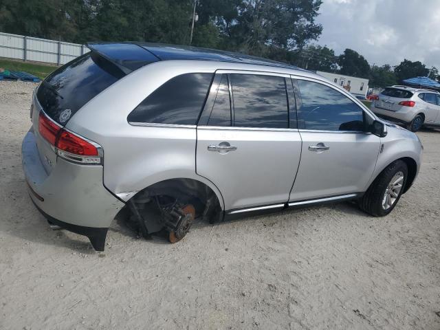 2LMDJ6JK1DBL26024 - 2013 LINCOLN MKX 银色 照片 3