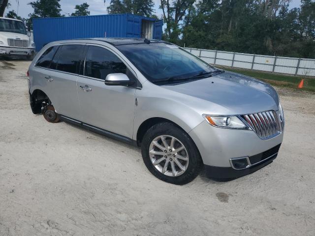 2LMDJ6JK1DBL26024 - 2013 LINCOLN MKX 银色 照片 4