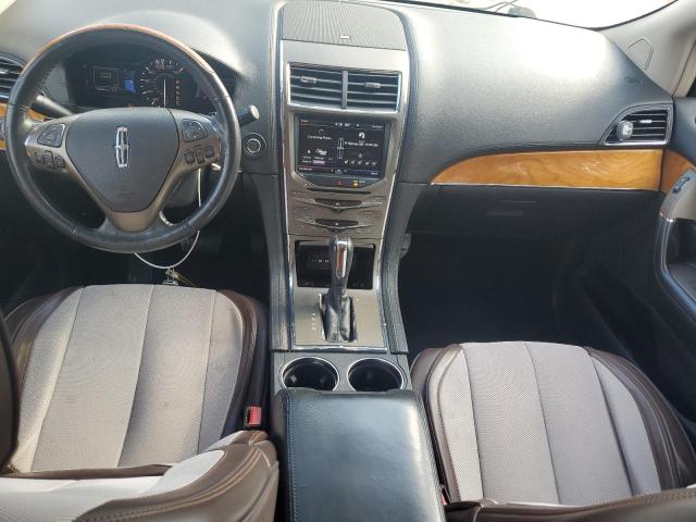 2LMDJ6JK1DBL26024 - 2013 LINCOLN MKX 银色 照片 8