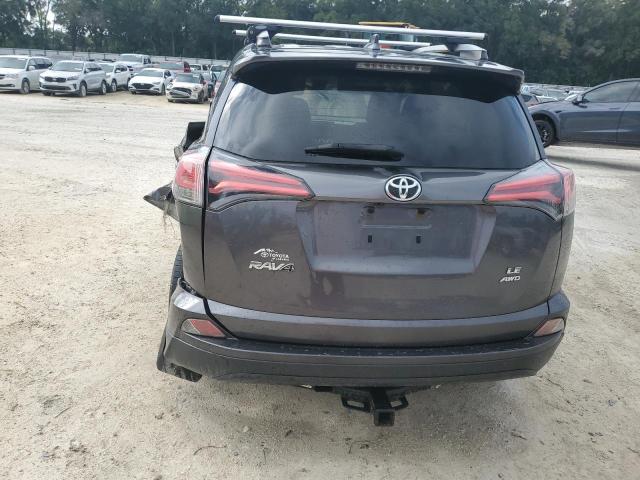 JTMBFREV1JJ726333 - 2018 TOYOTA RAV4 LE 黑色 照片 6