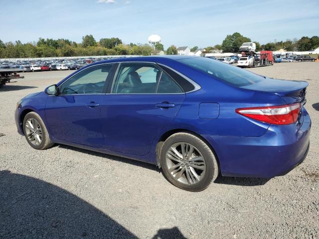 4T1BF1FKXGU533512 - 2016 TOYT CAMRY LE BLUE photo 2