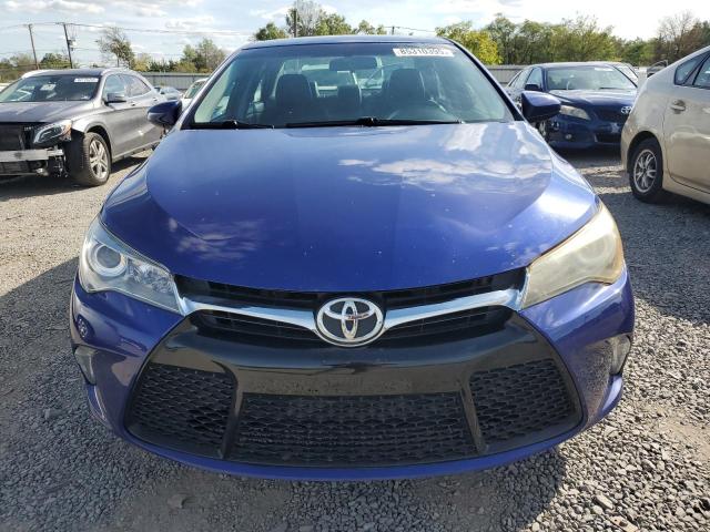 4T1BF1FKXGU533512 - 2016 TOYT CAMRY LE BLUE photo 5