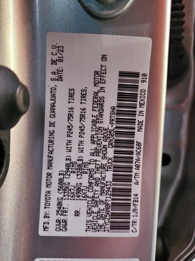 3TYCZ5AN8PT129433 - 2023 TOYOTA TACOMA DOUBLE CAB SILVER photo 13