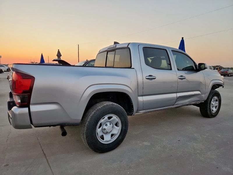 3TYCZ5AN8PT129433 - 2023 TOYOTA TACOMA DOUBLE CAB SILVER photo 3