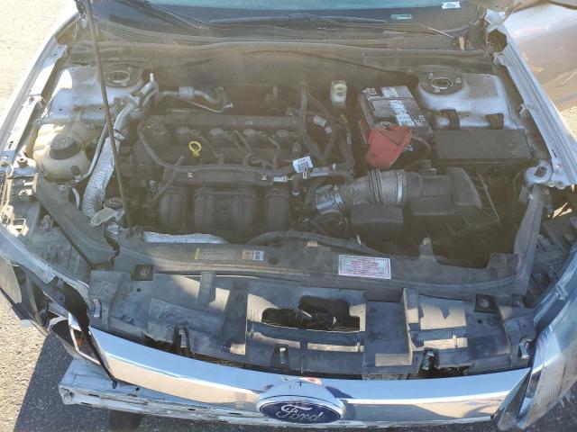 3FAHP0JAXBR196074 - 2011 FORD FUSION SEL 银色 照片 11
