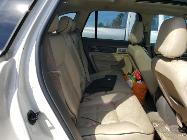 2LMDU88C58BJ39165 - 2008 LINCOLN MKX WHITE photo 10