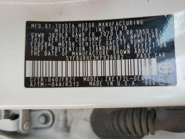 5YFBURHE3KP938682 - 2019 TOYOTA COROLLA L WHITE photo 12