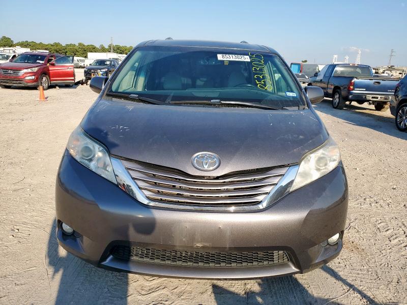 5TDYZ3DC5HS802745 - 2017 TOYOTA SIENNA XLE 灰色 照片 5